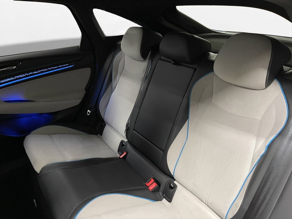 Volkswagen ID.7 2023