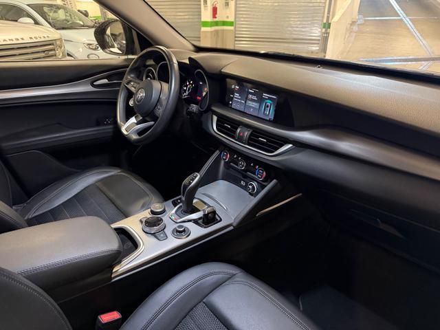 Alfa Romeo Stelvio 2021