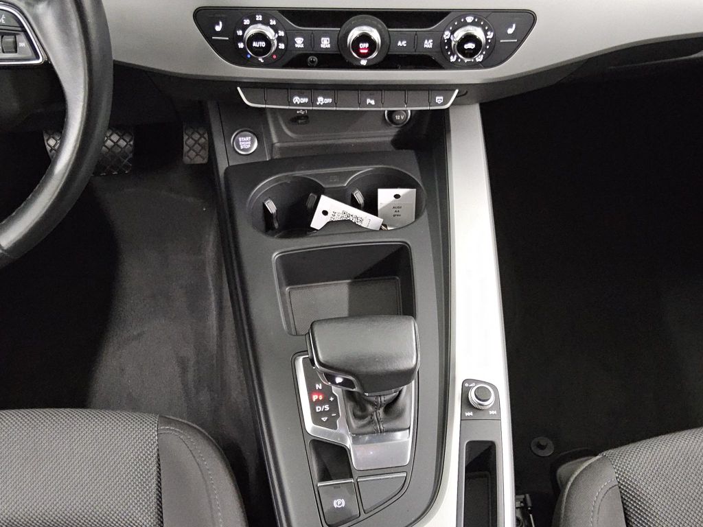 Audi A4 2021