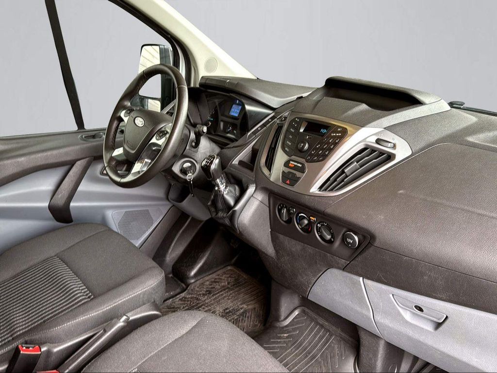 Ford Tourneo Custom 2016