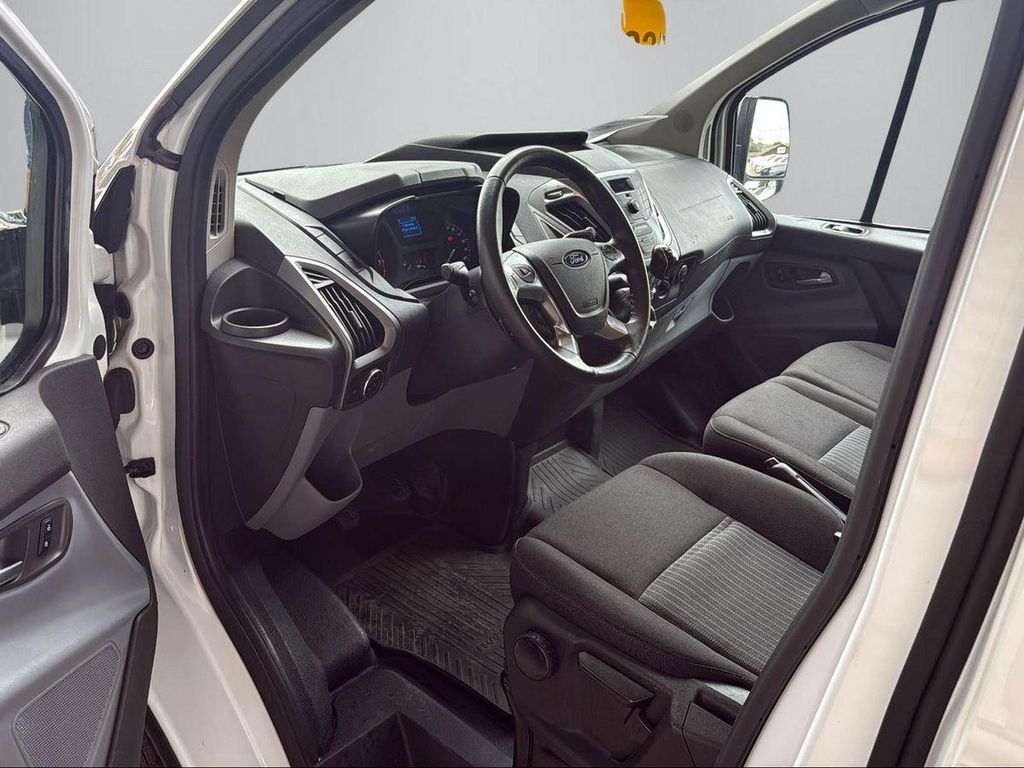 Ford Tourneo Custom 2016