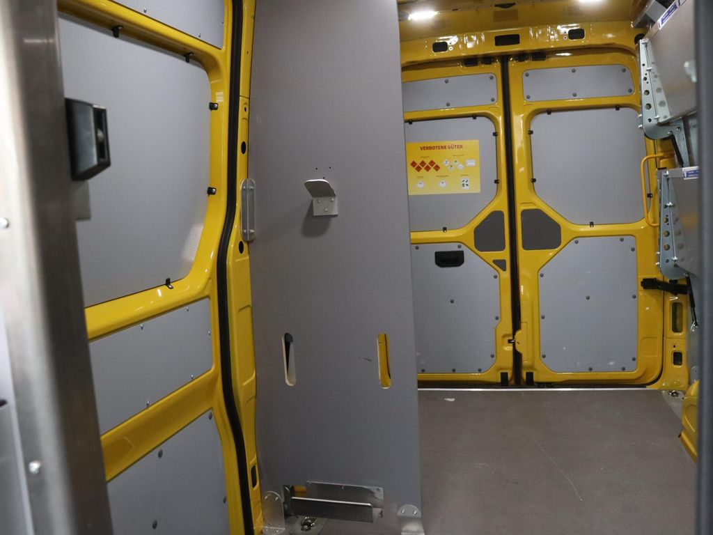 Volkswagen Crafter 2024