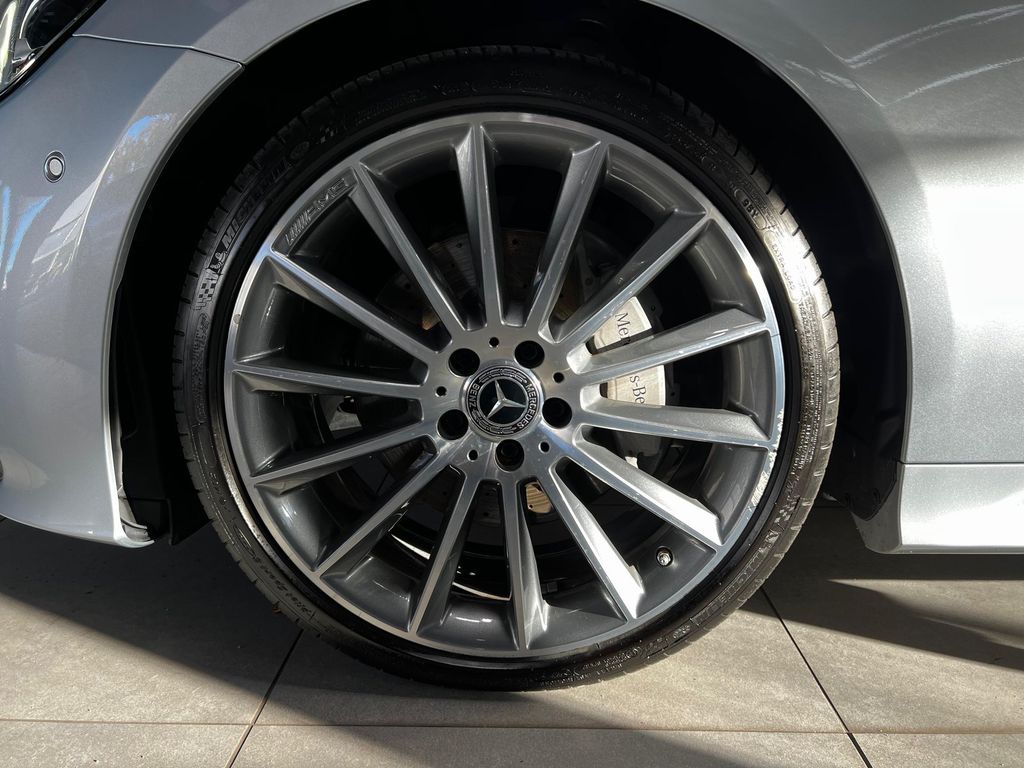 Mercedes-Benz E 200 2021