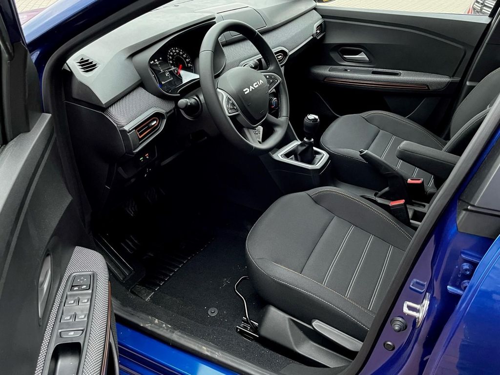 Dacia Sandero 2023
