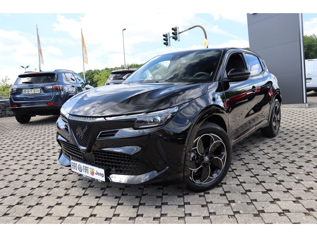 Alfa Romeo Junior 2025