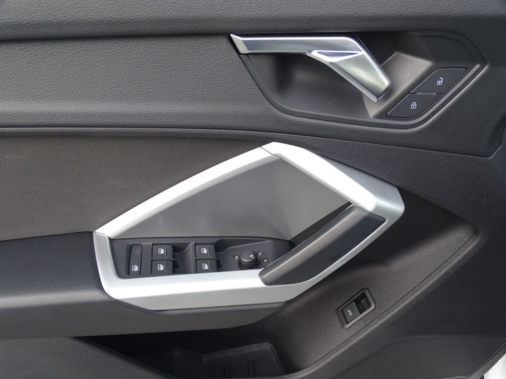 Audi Q3 2021