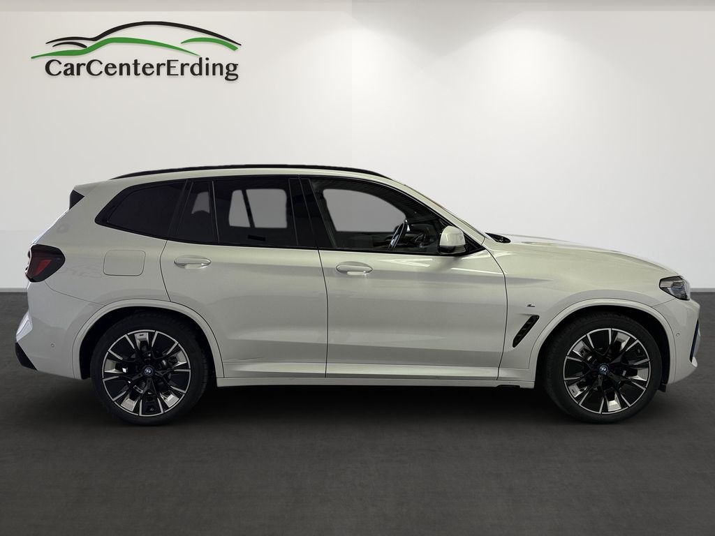 BMW iX3 2022