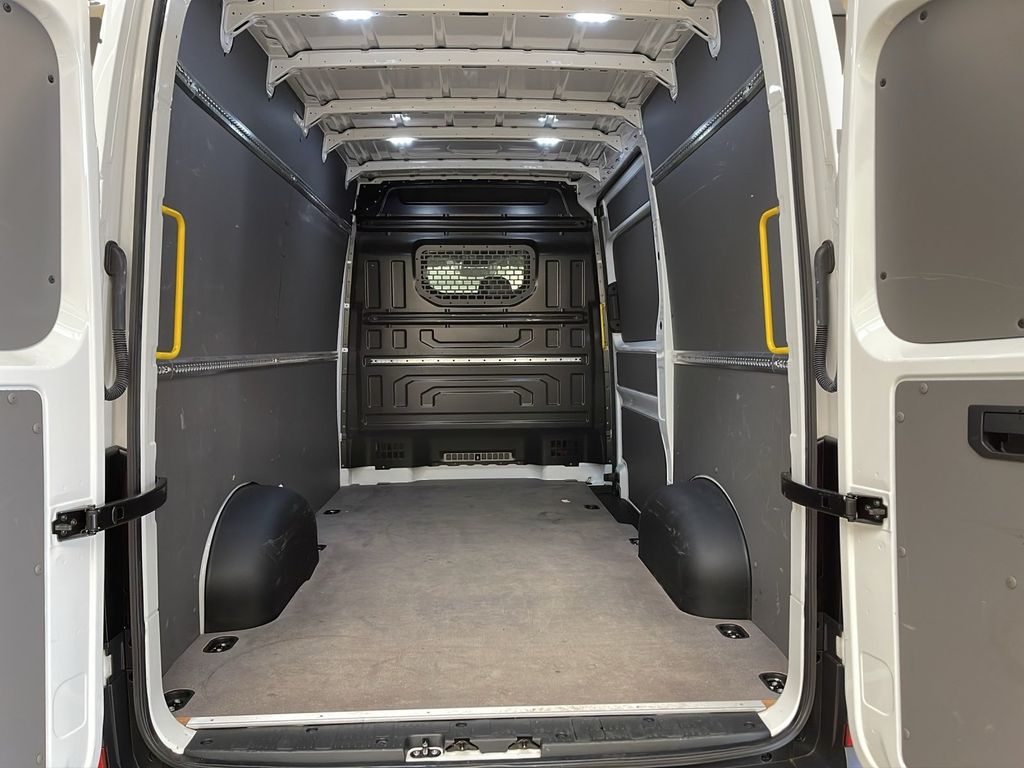 Volkswagen Crafter 2024