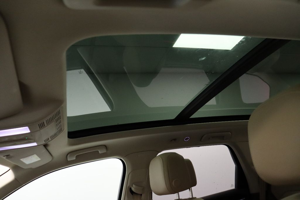 Volkswagen Touareg 2025