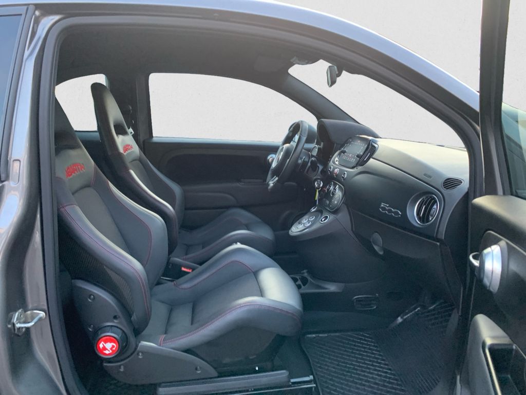 Abarth 595 Competizione 2023