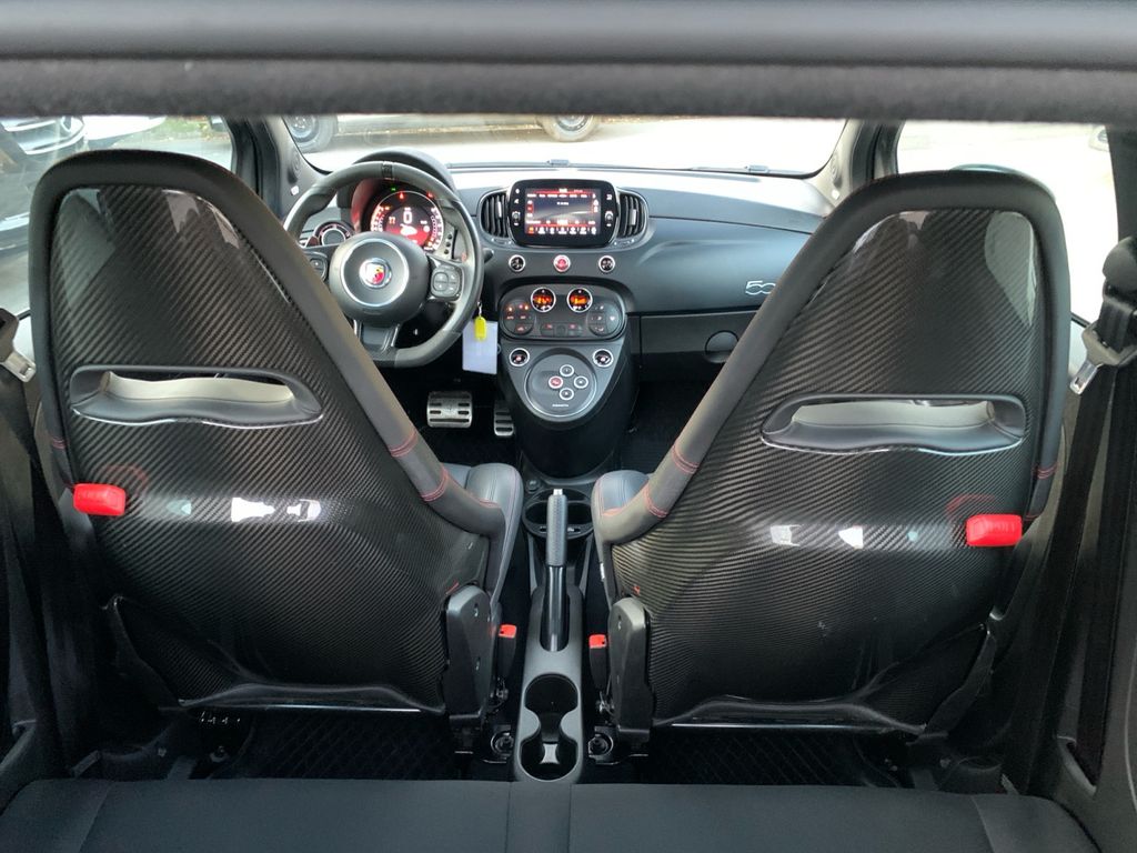 Abarth 595 Competizione 2023