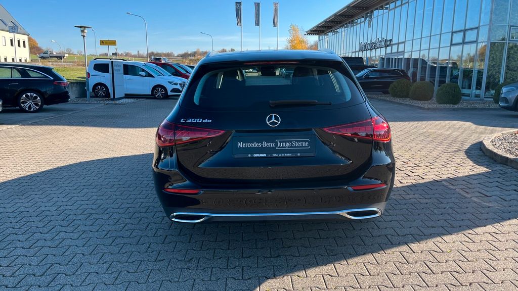 Mercedes-Benz C 300 2024