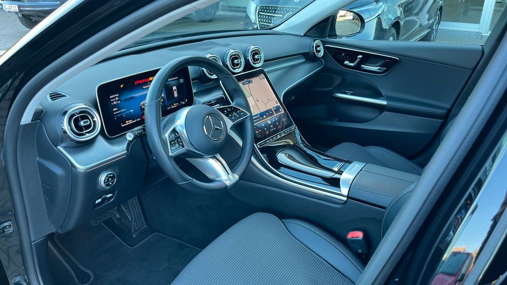 Mercedes-Benz C 300 2024