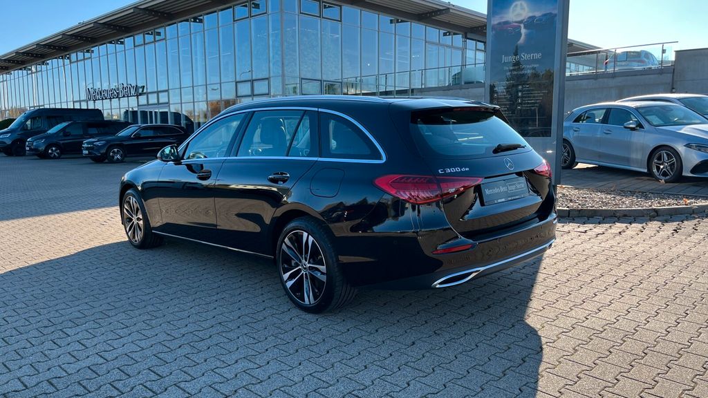 Mercedes-Benz C 300 2024