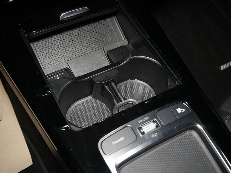 Mercedes-Benz CLA 180 2024