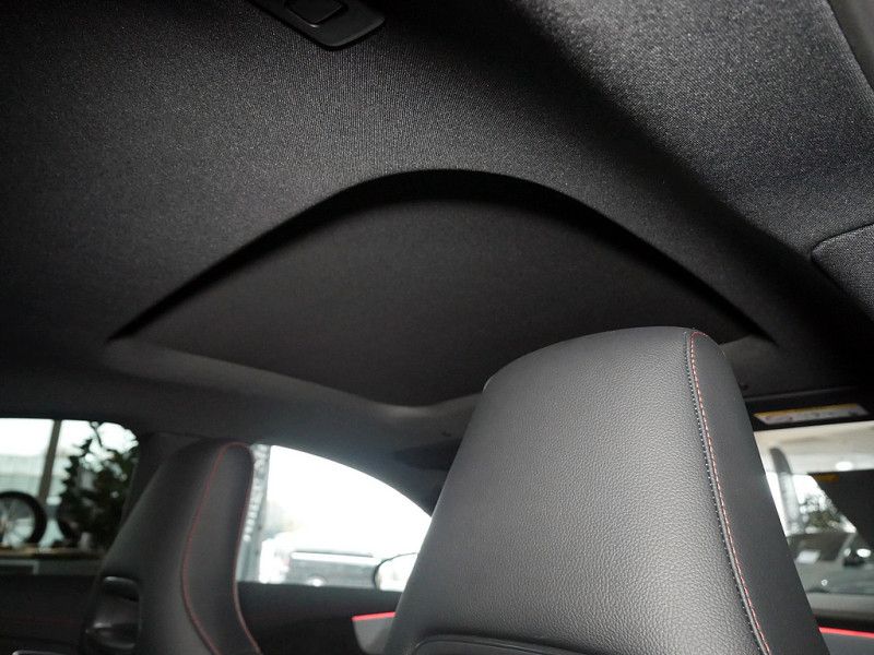 Mercedes-Benz CLA 180 2024