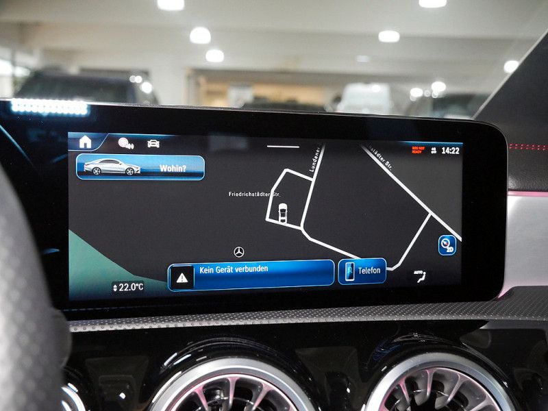 Mercedes-Benz CLA 180 2024