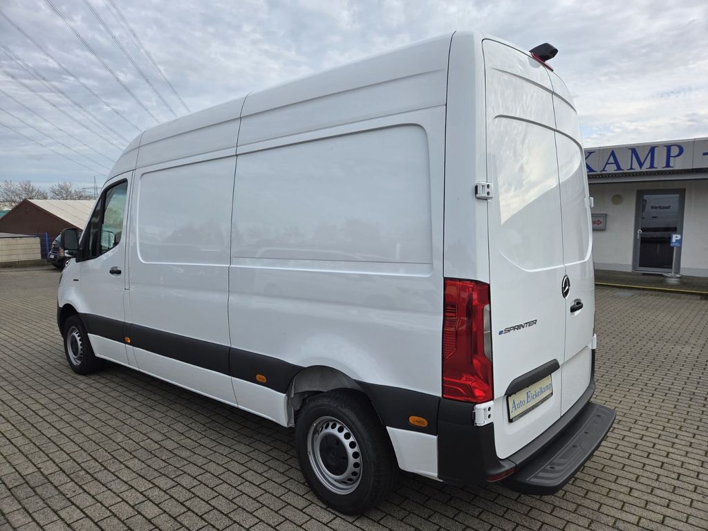 Mercedes-Benz eSprinter 2022