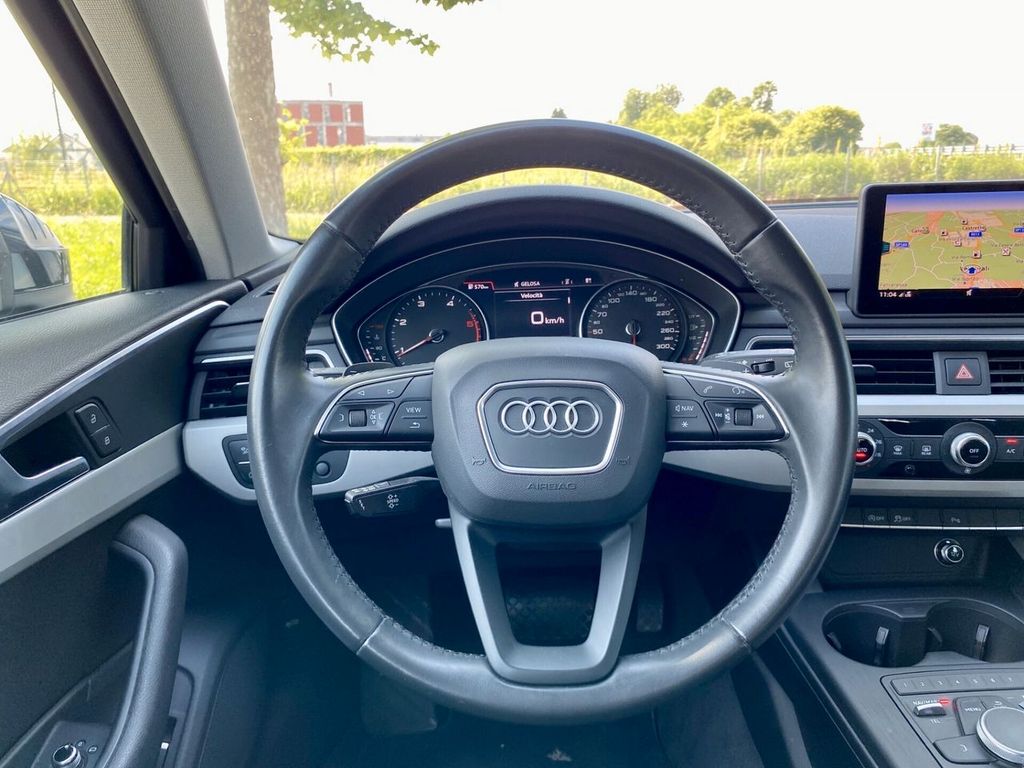Audi A4 2019