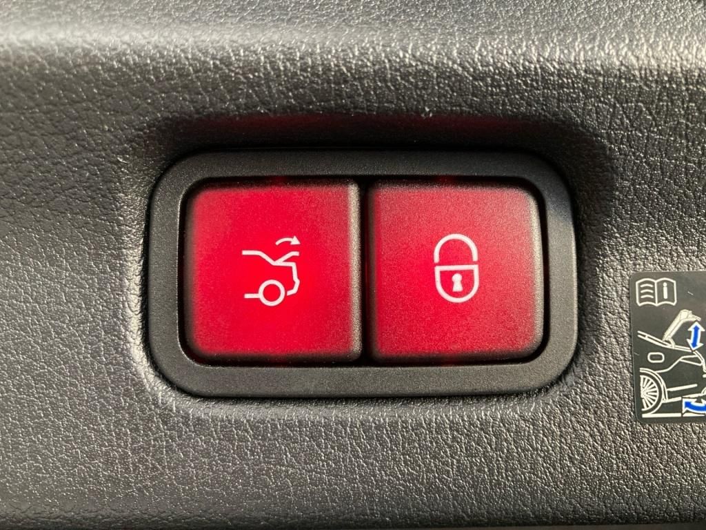 Mercedes-Benz EQE 2023