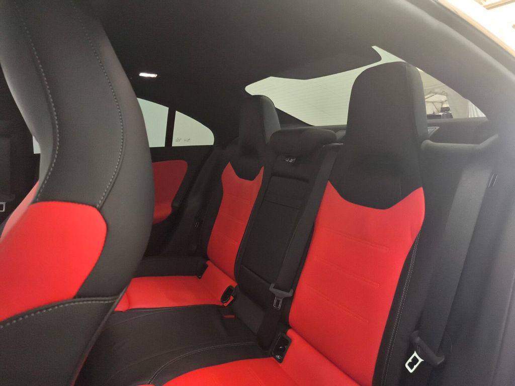 Mercedes-Benz CLA 250 2024