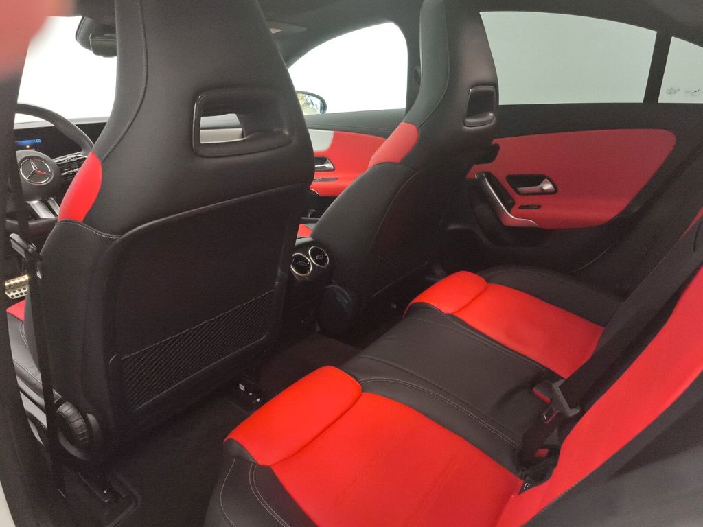 Mercedes-Benz CLA 250 2024