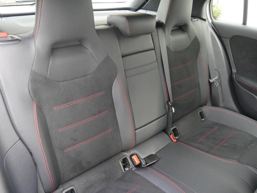 Mercedes-Benz A 250 2025
