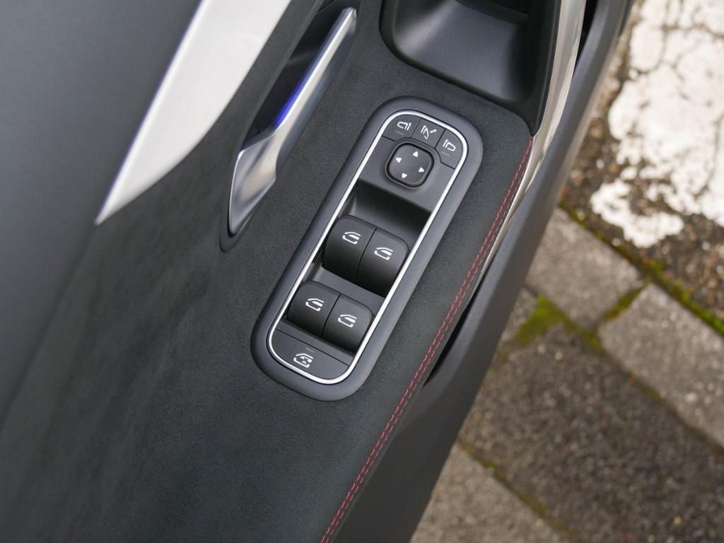 Mercedes-Benz A 250 2025