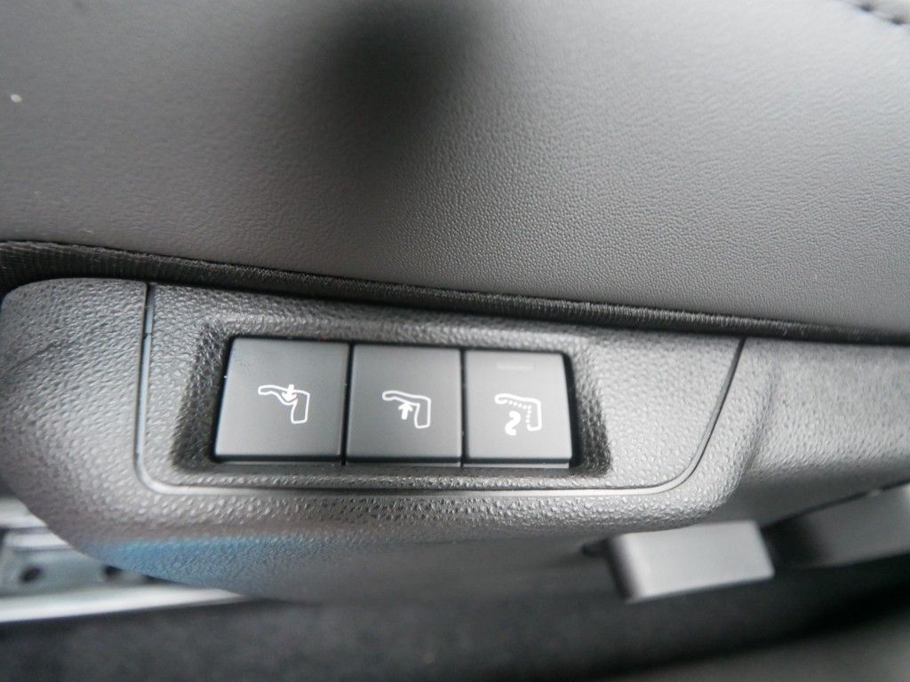 Alfa Romeo Junior 2025