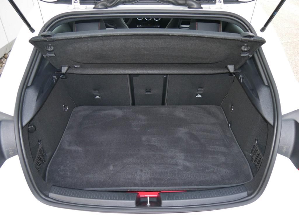 Mercedes-Benz A 250 2025