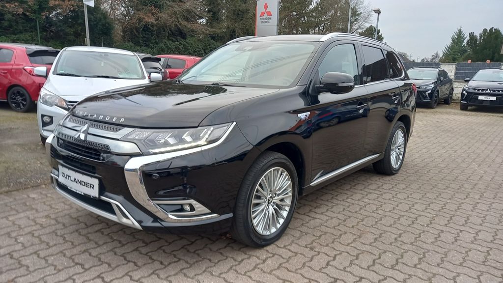Mitsubishi Plug-in Hybrid Outlander 2018