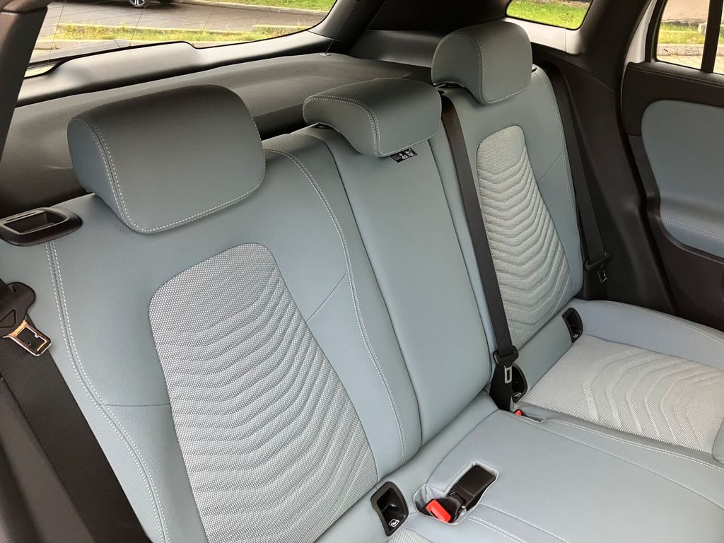 Mercedes-Benz GLA 180 2024