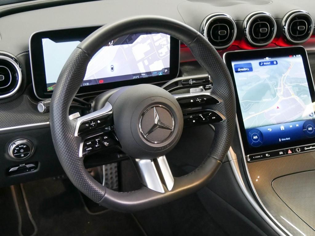 Mercedes-Benz C 300 2025