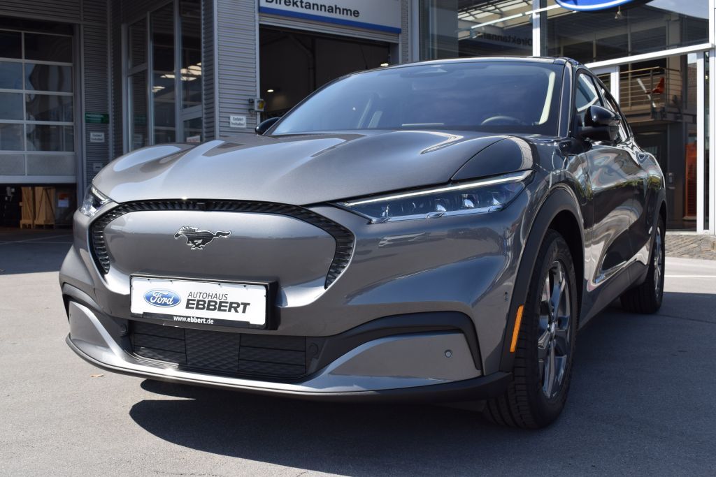 Ford Mustang Mach-E 2025