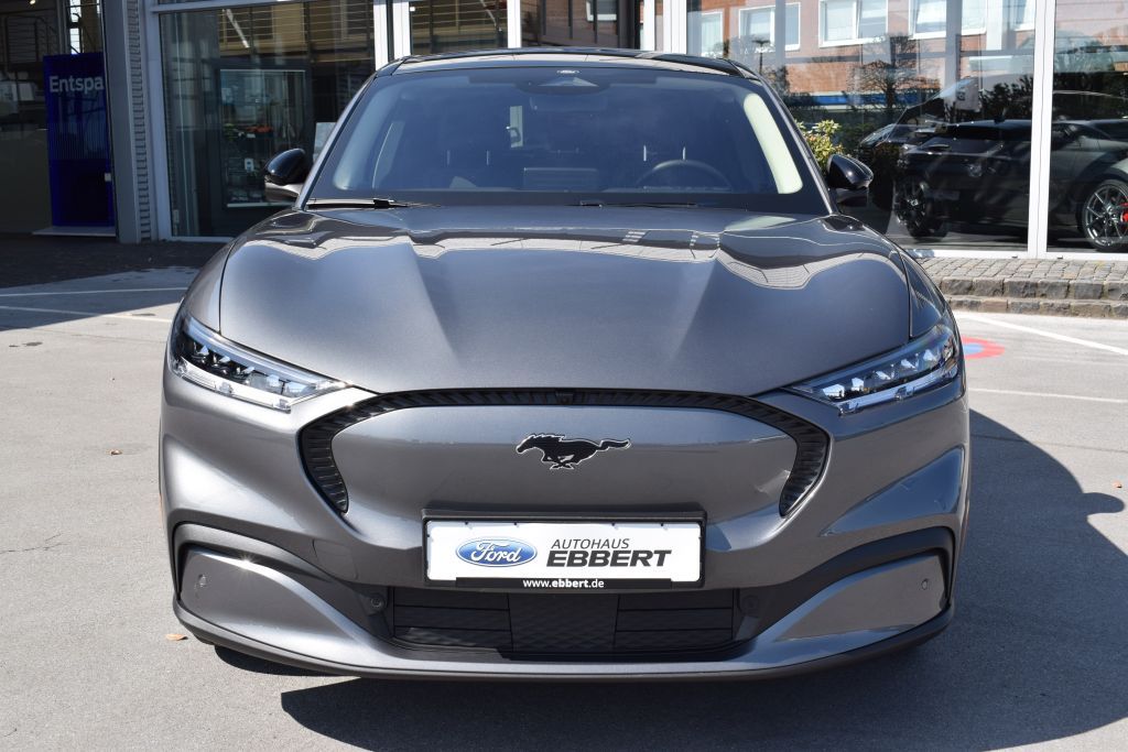 Ford Mustang Mach-E 2025