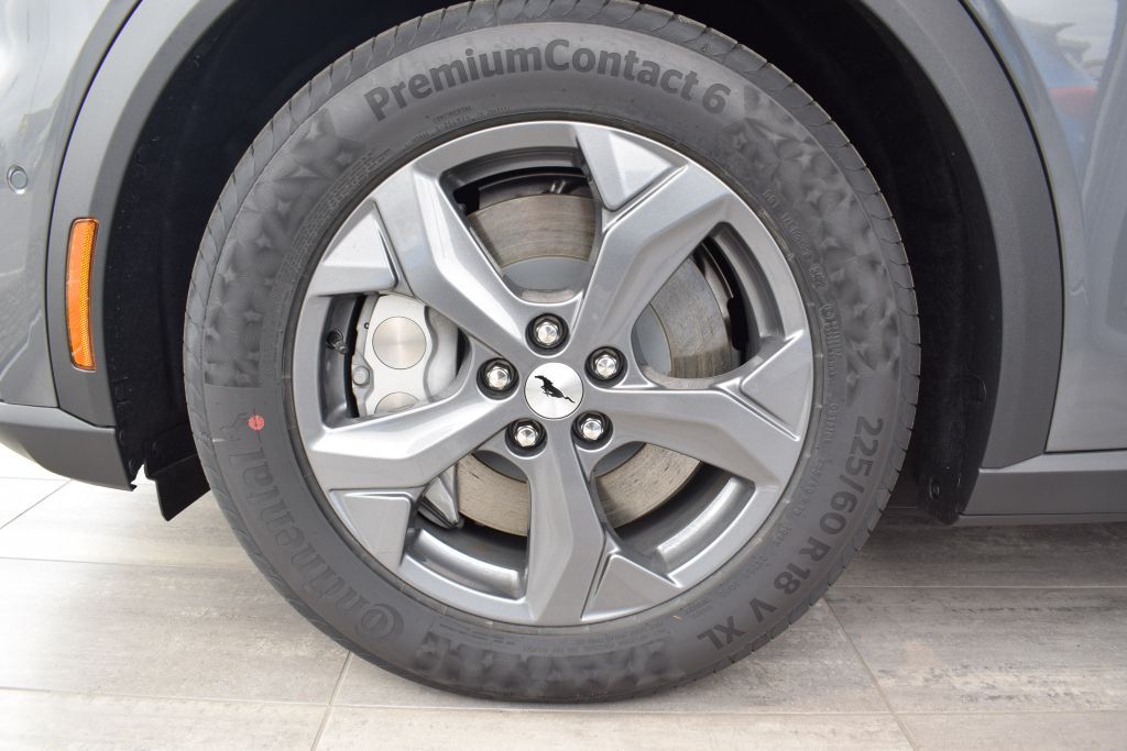 Ford Mustang Mach-E 2025