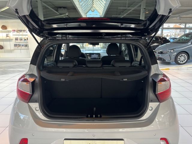 Hyundai i10 2025