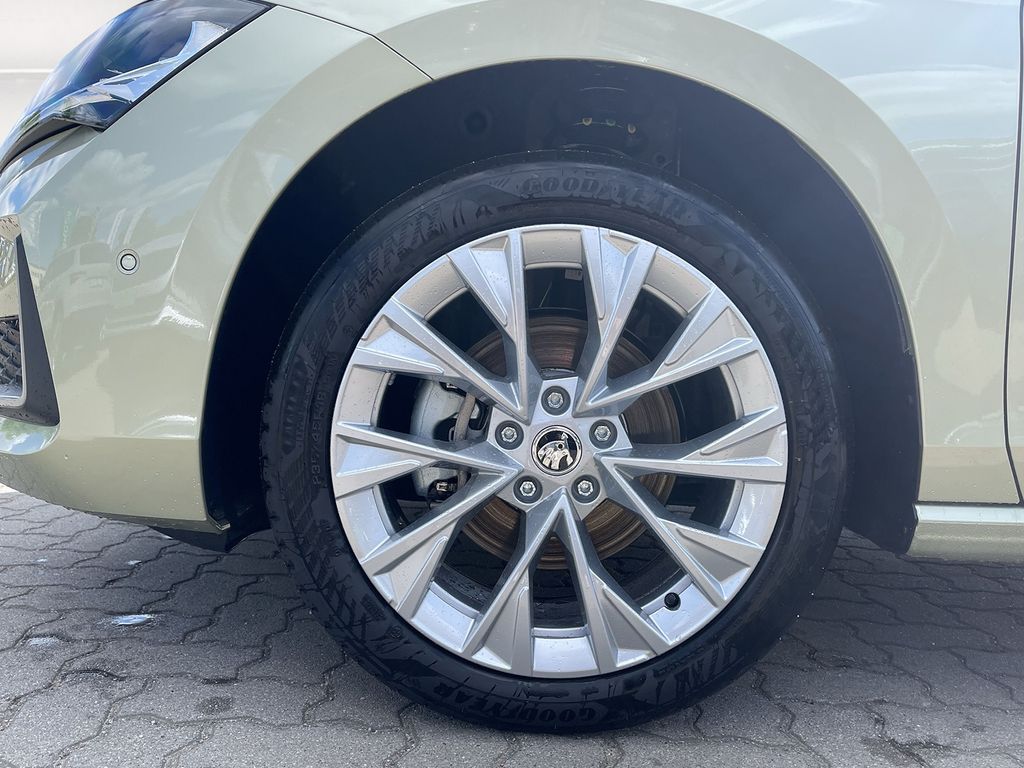 Skoda Superb 2025