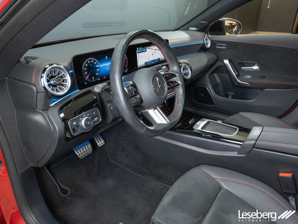 Mercedes-Benz CLA 200 2024