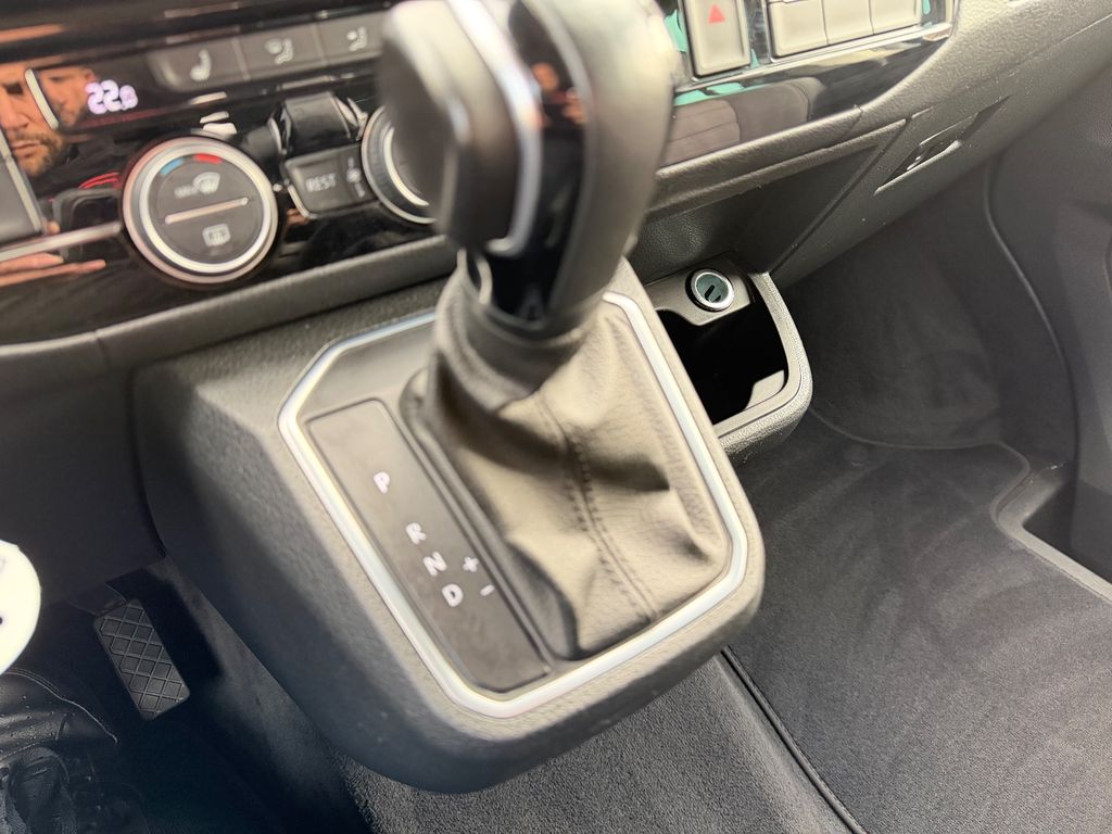 Volkswagen T6 Multivan 2022