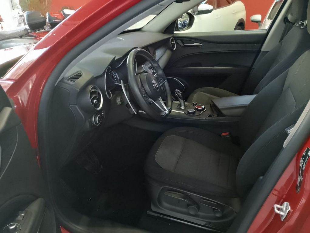 Alfa Romeo Stelvio 2019