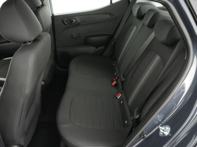 Hyundai i10 2025