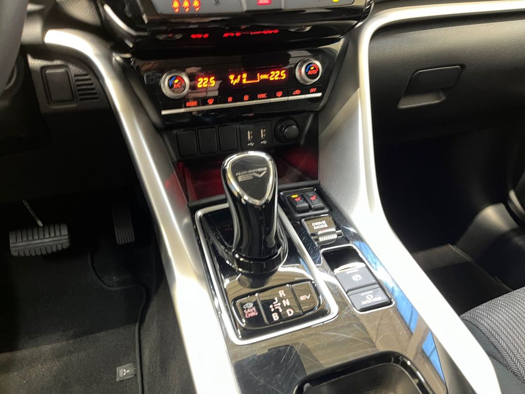 Mitsubishi Eclipse Cross 2023