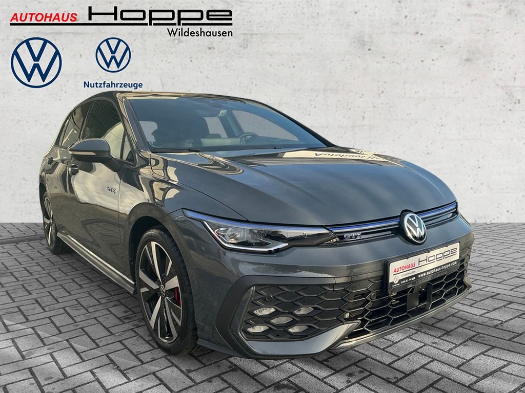 Volkswagen Golf 2024