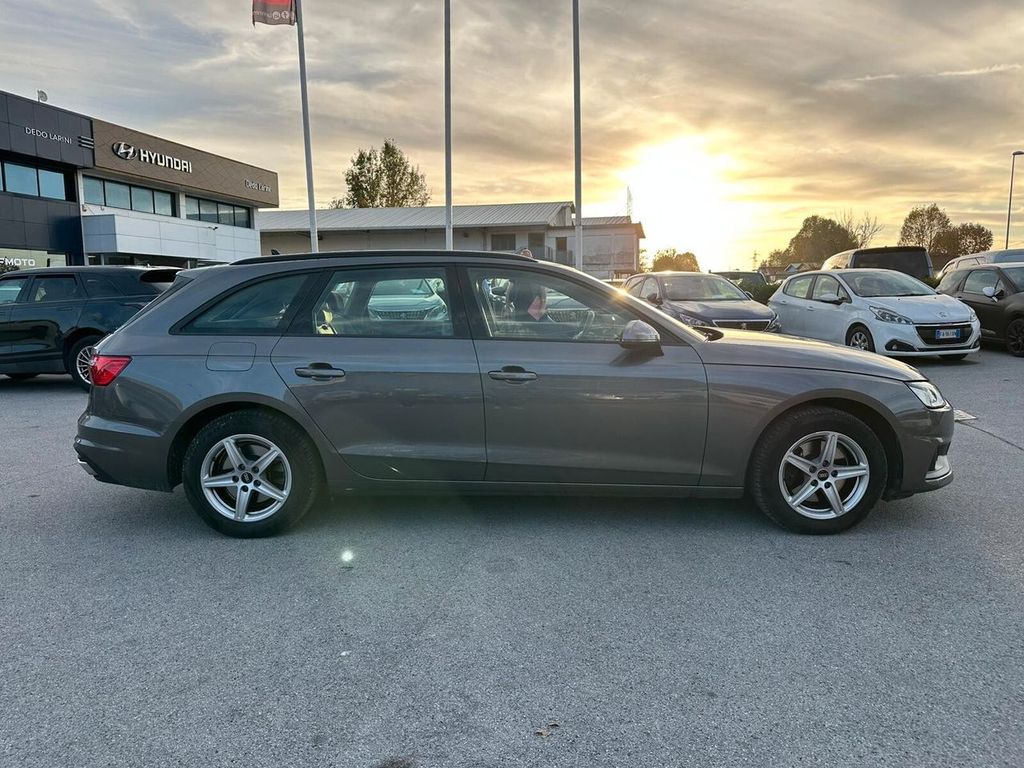 Audi A4 2021