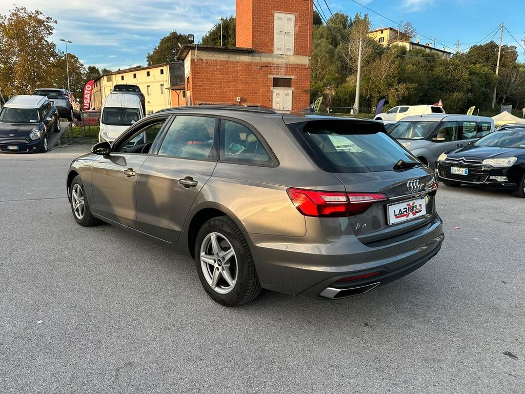 Audi A4 2021