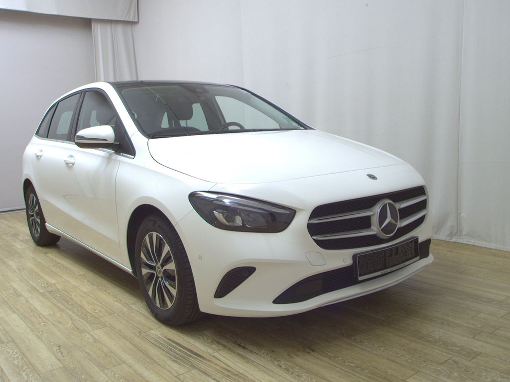 Mercedes-Benz B 180 2022