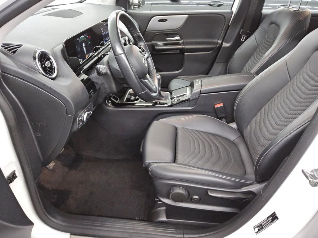 Mercedes-Benz B 180 2022