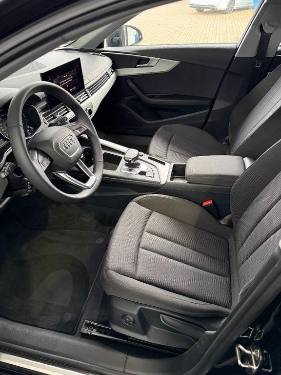 Audi A4 2022