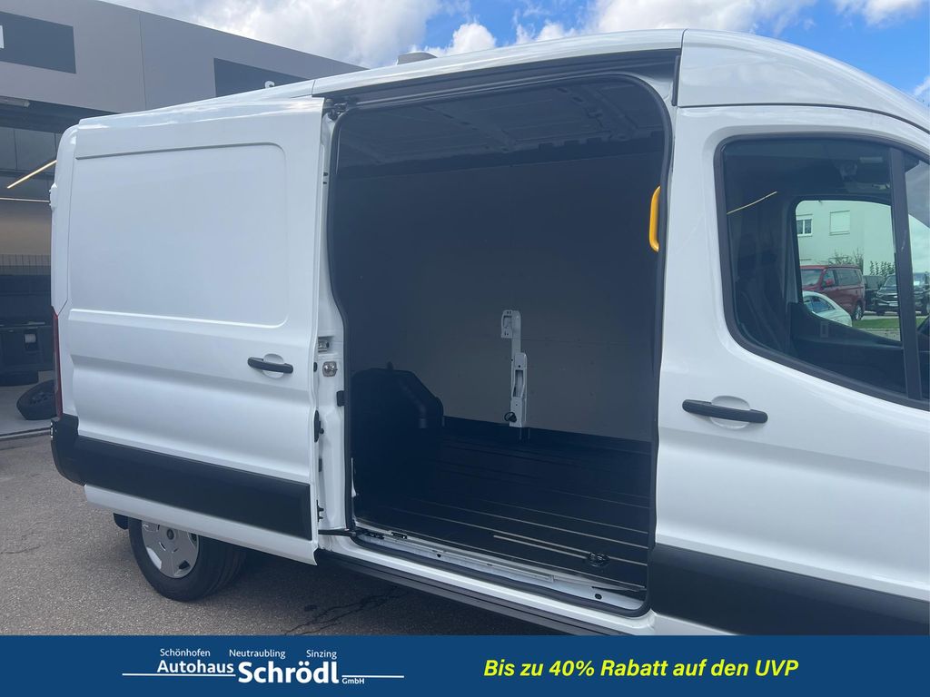 Ford Transit 2025